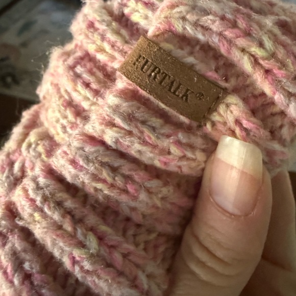 Adorable Pink Cable Knit Beanie with Pom-Poms - Picture 3 of 4